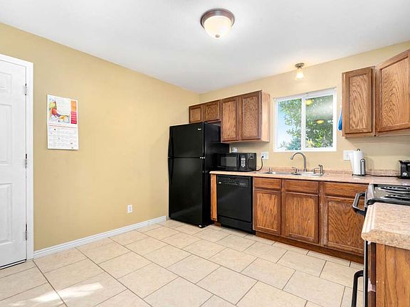 5th image of 3401 Claremont Ave