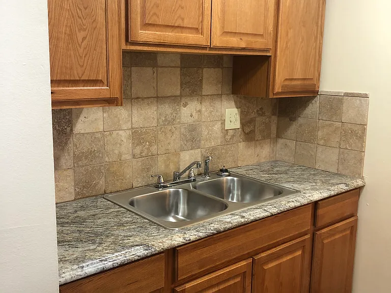 Wheat Ridge Manor — Photo 30