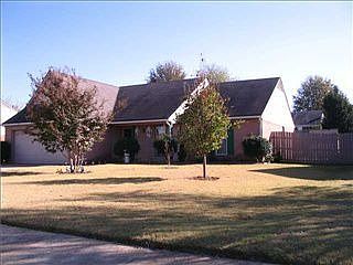 1st image of 10361 Amanda Dr