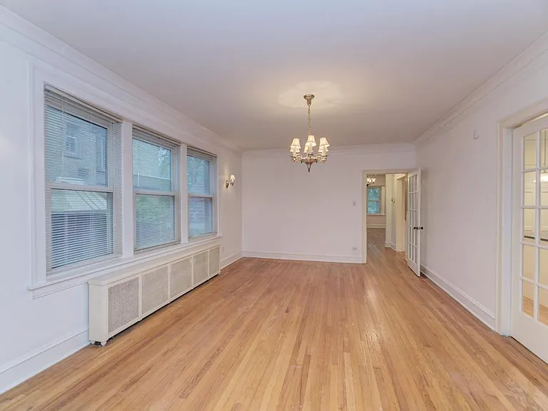 6833 S Cregier Ave — Photo 16