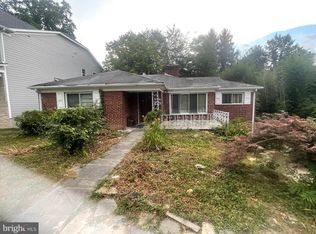 5307 Sangamore Rd, Bethesda, MD 20816