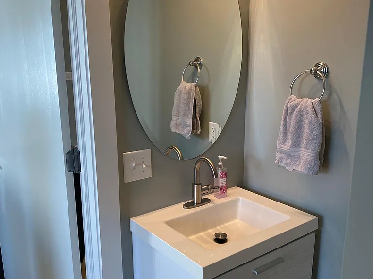 721 E North St #2C — Photo 24