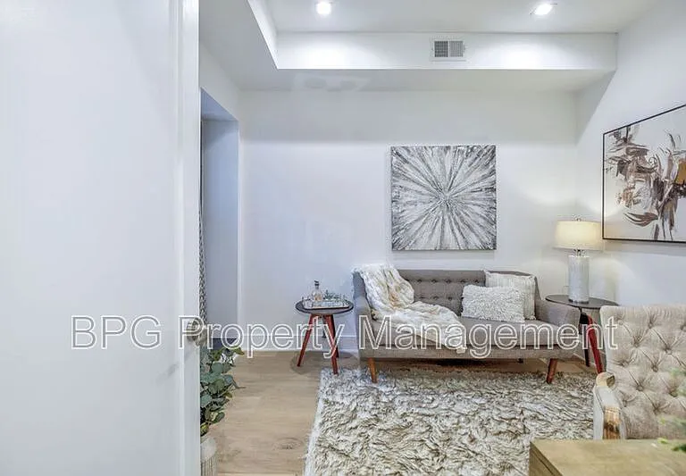 3921 W St NW #1 — Photo 62