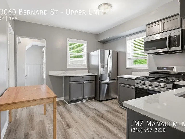 23060 Bernard St #UPPER — Photo 3