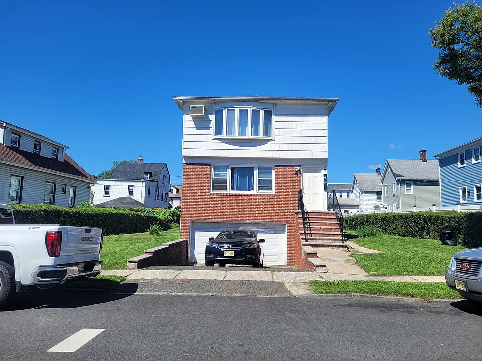 7 Brookwood St #2