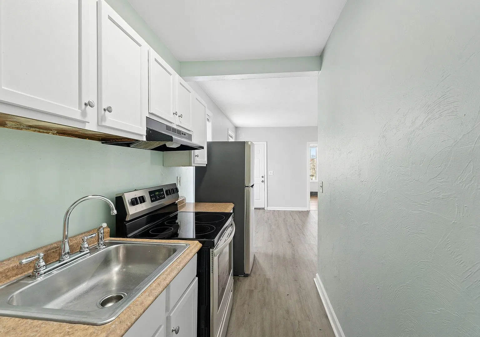 132-134 DePasquale Avenue — Photo 4