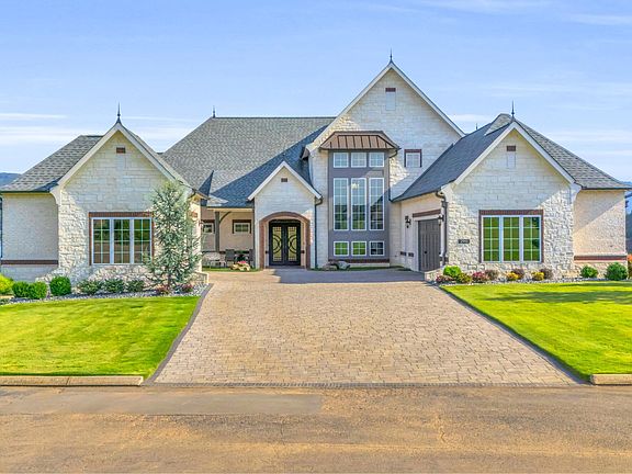 2nd image of 290 Edgewater Way