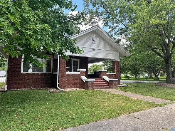 306 S Washington St, Mc Leansboro, IL 62859