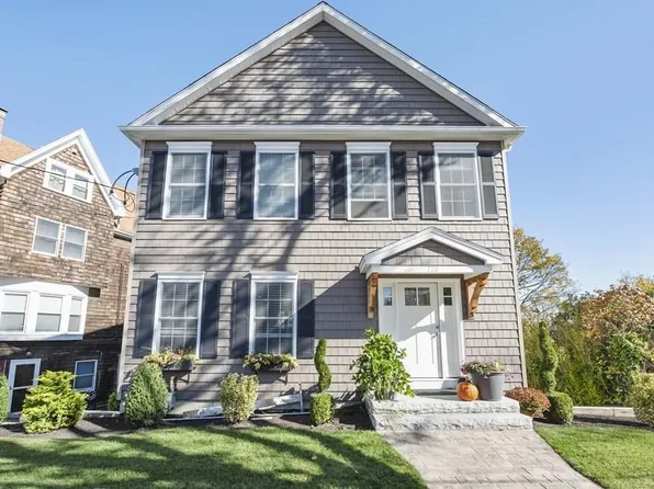 118-120 Bowdoin St Unit 1, Winthrop, MA 02152
