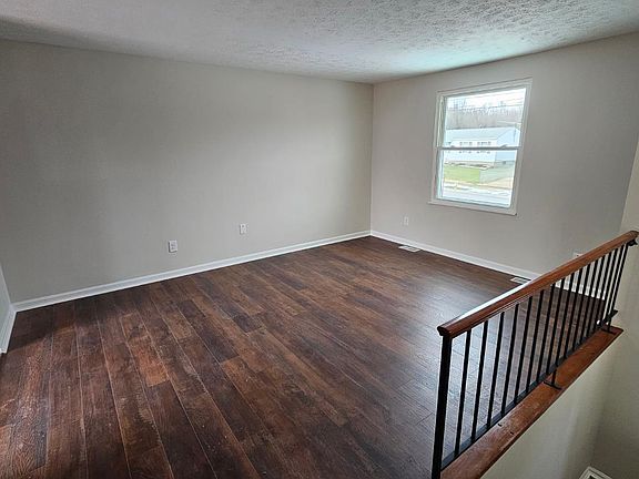 3rd image of 2845 Wilson Ave