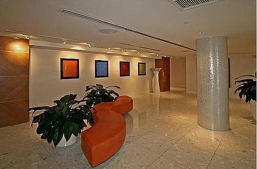 4th image of 3801 Collins Ave #1605