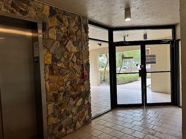 2900 NW 42nd Ave #A104 — Photo 20