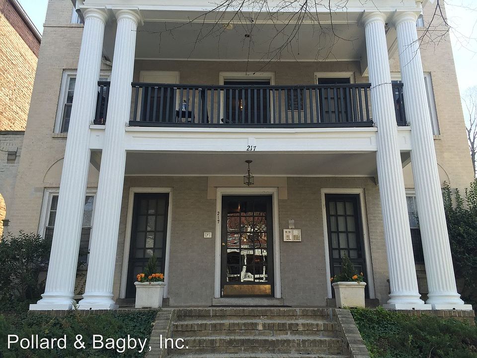 1st image of 215 S Boulevard APT 6