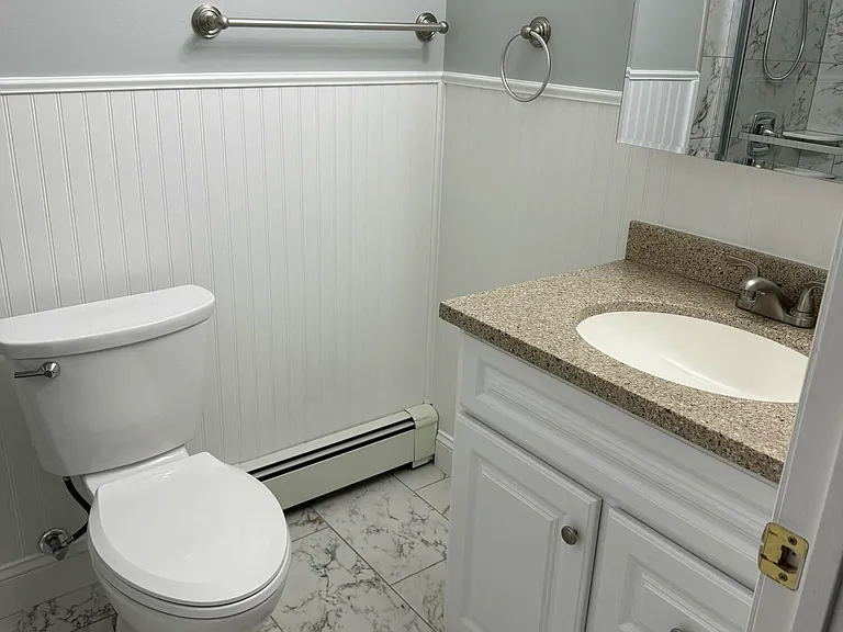 19 Niagara Dr — Photo 7
