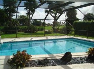 312 Glenbrook Dr, Atlantis, FL 33462