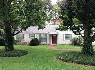 3920 Cross Creek Rd, Nashville, TN 37215