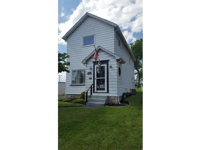 114 E Euclid Ave photo 1
