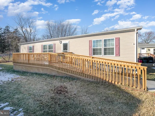 203 Palm City Park, Annville, PA 17003