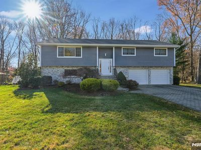 9 Cherry Pl, Hillsdale, NJ, 07642