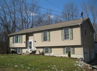 70 Copeley Rd, Newton, NJ 07860