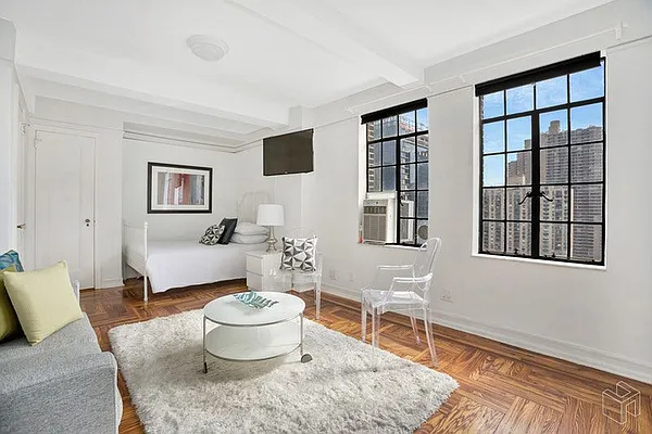 Sold by Halstead Real Estate | media 2