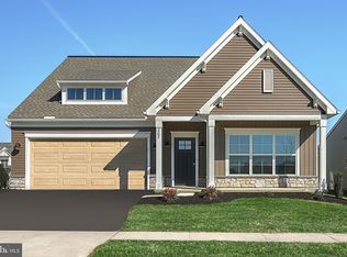 207 Grand Summit Dr, Annville, PA 17003