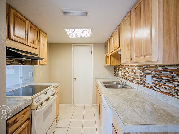 2nd image of 10229 N 7th Pl Unit A