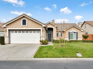 10556 E Greenbury Way, Clovis, CA 93619