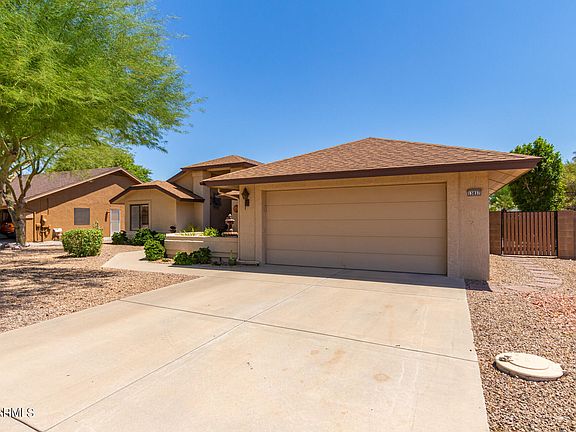 3rd image of 13837 W CASA LINDA Drive