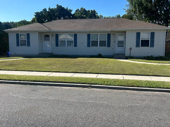 16-20 E Vine St, Gibbstown, NJ 08027