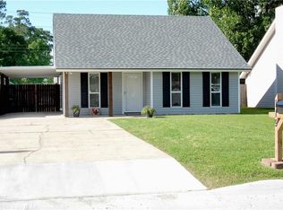 119 W Lee St, Sulphur, LA 70663