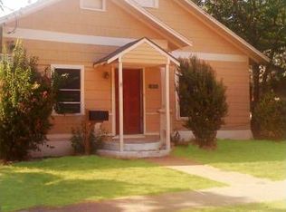 213 Williams St, Waxahachie, TX 75165