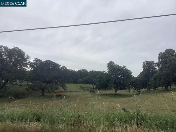 1725 Fresno Ave, Oroville, CA 95965