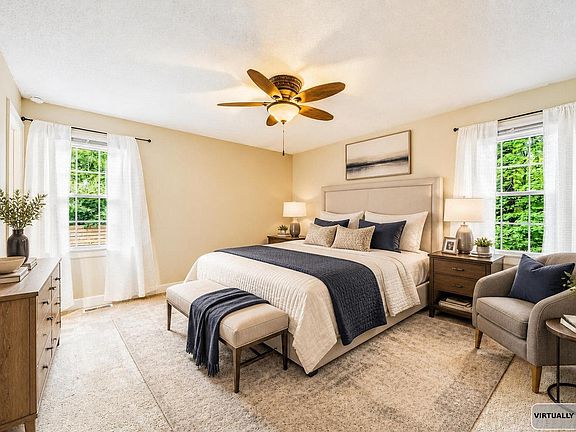 3rd image of 103 Vermel Ct