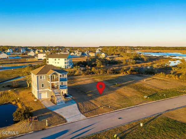 1504 Olde Farm Rd, Morehead City, NC 28557