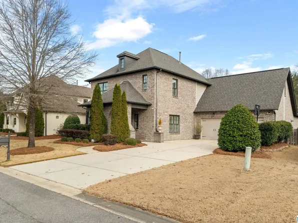 668 Provence Dr, Vestavia, AL 35242