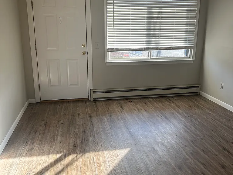 2501 Lakewood Rd — Photo 1