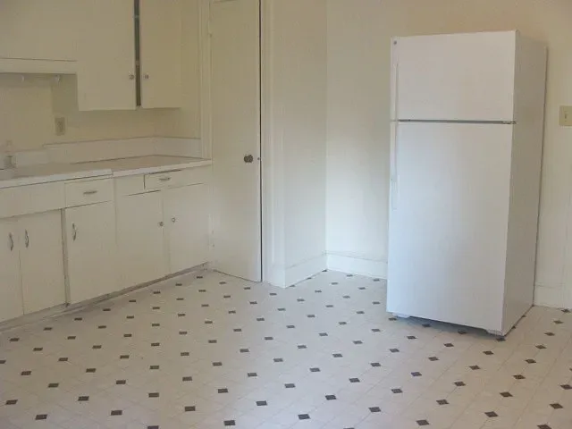 2245 Crescent Ave #2 — Photo 7