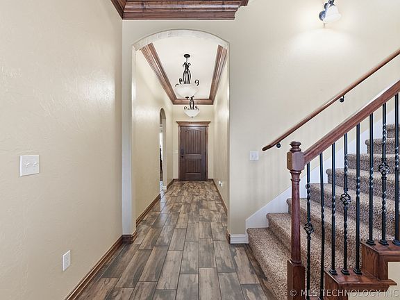 4th image of 14455 N 66th Ave E