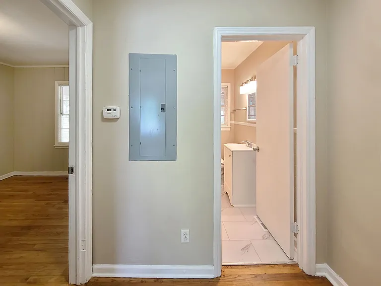 3225 Forrest Hills Dr SW — Photo 29