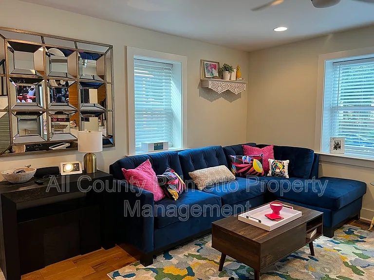278 Ashley Ave — Photo 5