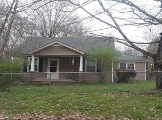 3001 Pace Rd, Clarksville, TN 37043