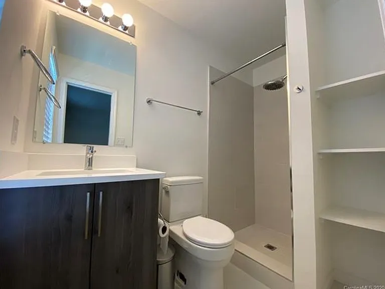 1537 Briar Creek Rd #B — Photo 12