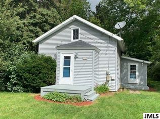 214 E Center St, Concord, MI 49237