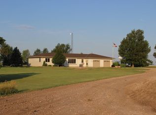 34253 Old 6, Wauneta, NE 69045