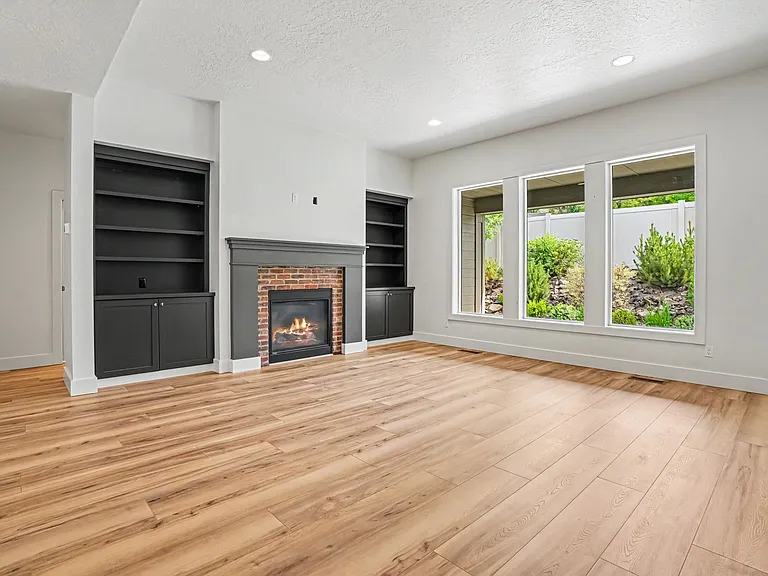 6120 N Hacienda Ave — Photo 5