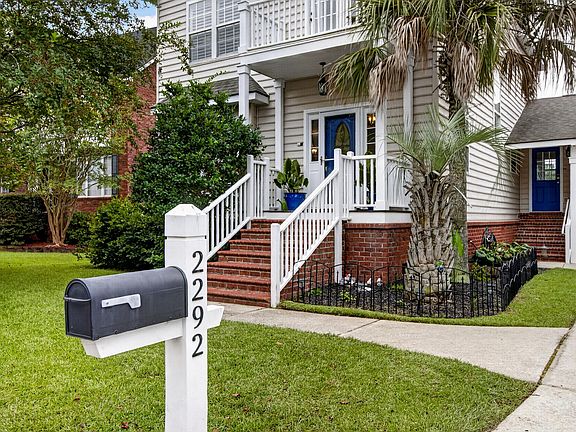 3rd image of 2292 Salt Wind Way