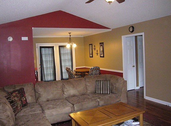 4th image of 102 River Bluff Dr