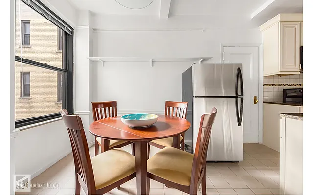 Sold by Douglas Elliman | media 15