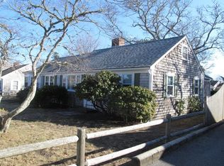 41 Kelleys Pond Rd, West Dennis, MA 02670